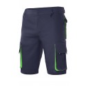 Bermuda básica Bicolor con pinzas y fuelle a contraste Sarga. 65% Pol - 35% Alg. 190grs/m2