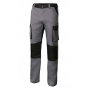 Pantalón Corte Slim Fit sarga con refuerzo  65% Poliéster - 35% Algodón. 240 gr/m2