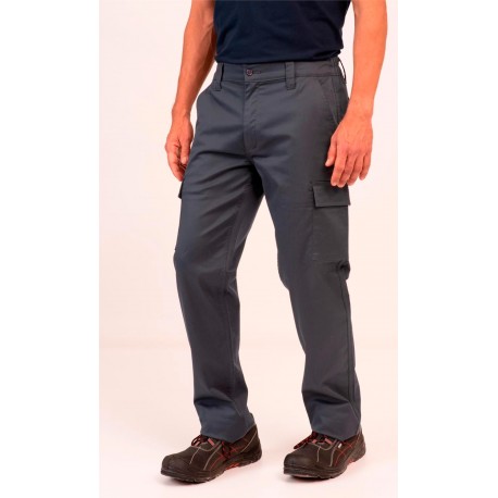 Pantalón Multibolsillos. 60% Pol. 37% Alg. 3% Elas. 240 gr/m2