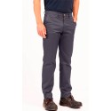 Pantalón Chino Elástico e Hidrofugado. 70% Pol. 26% Alg. 4% Elas. 240gr/m2