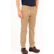 Pantalón Chino Elástico e Hidrofugado. 70% Pol. 26% Alg. 4% Elas. 240gr/m2