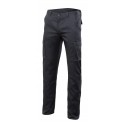Pantalón elástico corte slim fit multibolsillos 46% Alg - 16% Pol - 38% EMET400. 290grs/m2